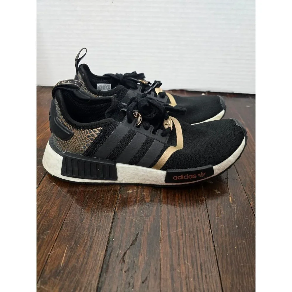 Adidas Originals Women's Black Rose Gold NMD R1 Sneakers size 7